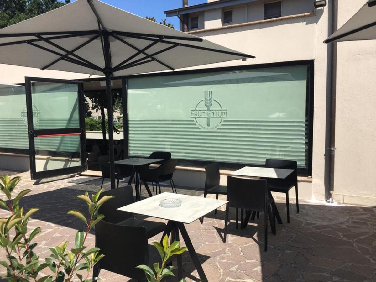 Le Grazie Hotel Асизи Екстериор снимка
