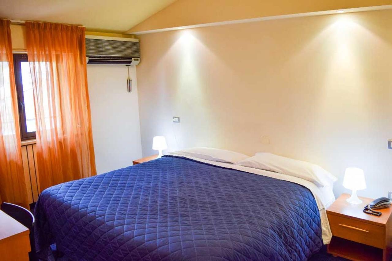 Le Grazie Hotel Асизи Екстериор снимка